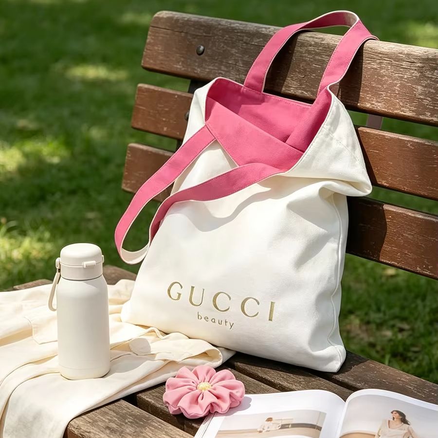 Beauty Flower Makeup - GUCCI'nin Kadın Kanvas Çantası Çift Taraflı