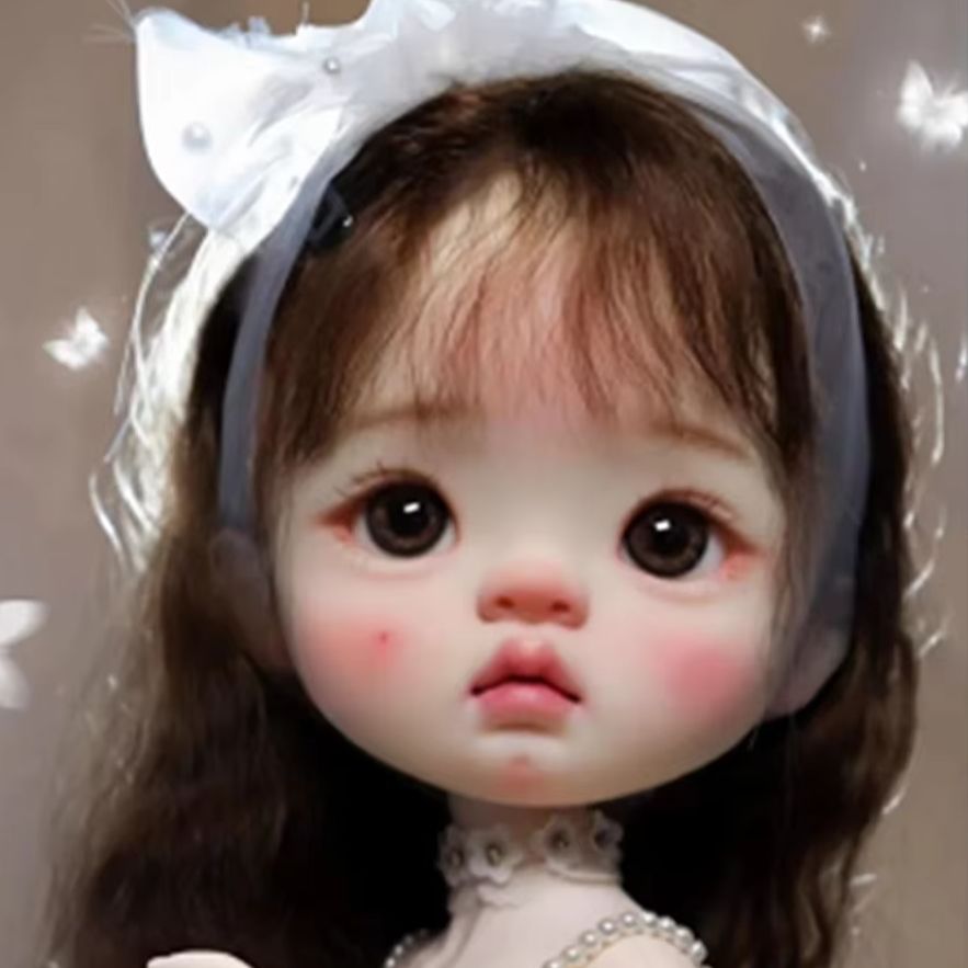 Just Beauty Makeup - Amber Kız Bebek Başlığı Reçine Parçası,